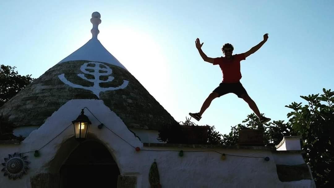 Piccolo Trullo Ostunese Le Jardin De Sophie' Ostuni Bagian luar foto