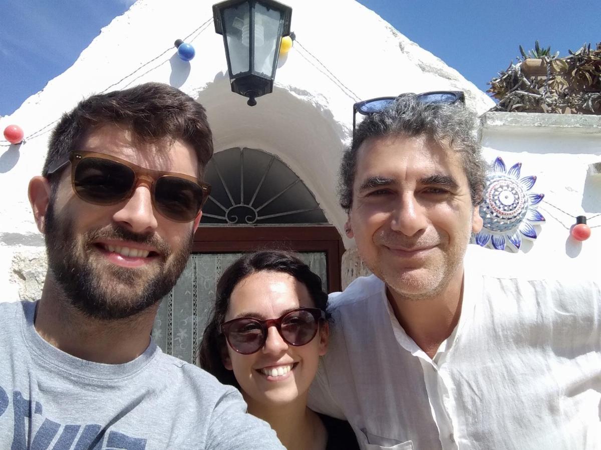 Piccolo Trullo Ostunese Le Jardin De Sophie' Ostuni Bagian luar foto