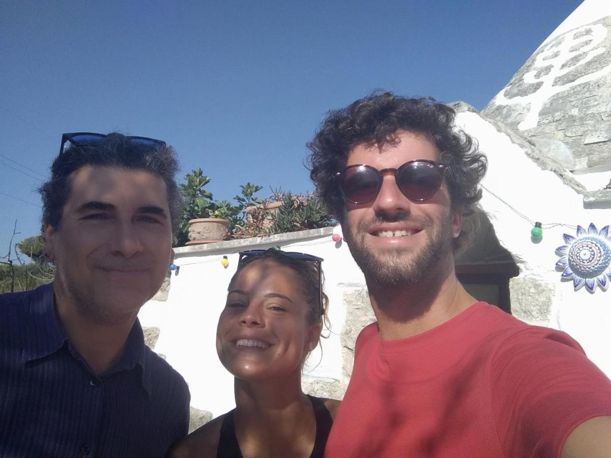 Piccolo Trullo Ostunese Le Jardin De Sophie' Ostuni Bagian luar foto
