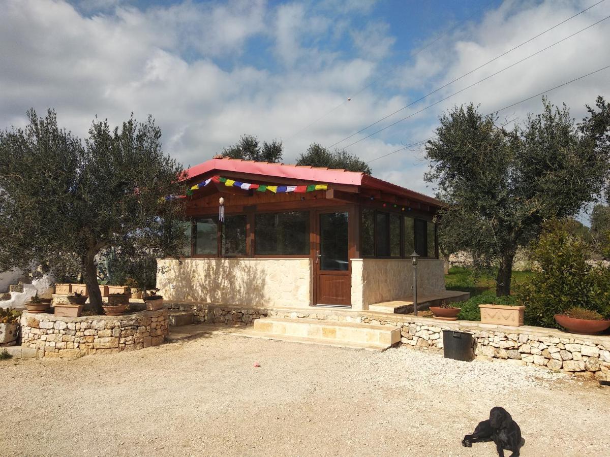 Piccolo Trullo Ostunese Le Jardin De Sophie' Ostuni Bagian luar foto