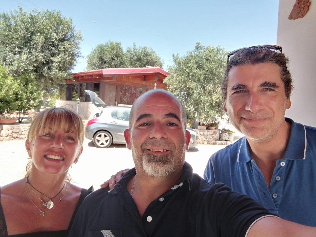 Piccolo Trullo Ostunese Le Jardin De Sophie' Ostuni Bagian luar foto